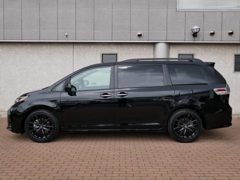 2018 モデル　トヨタ　TOYOTA SIENNA　シエナ　逆輸入車　逆車　アメ車　左ハン　ファミリーカー　カッコいい車　アメリカ育ち　新型　新車　SE　上級グレード　プリファードPKG (2)